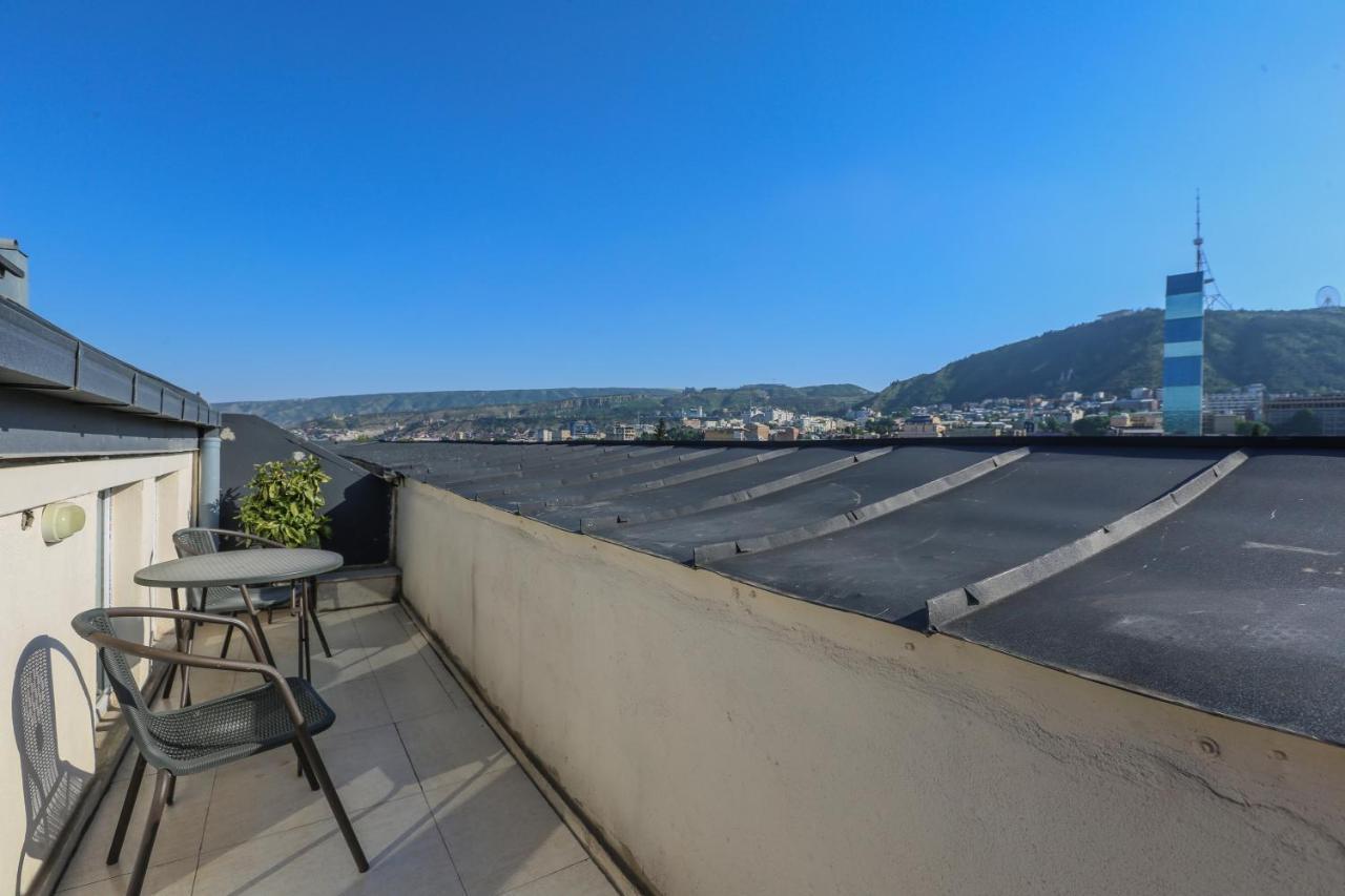 Dogona Apartment Tbilisi Luaran gambar